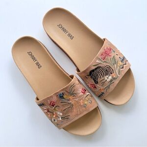 NWOB Johnny Was Watipaso Embroidered Suede Slide Sandals Tan Size 10